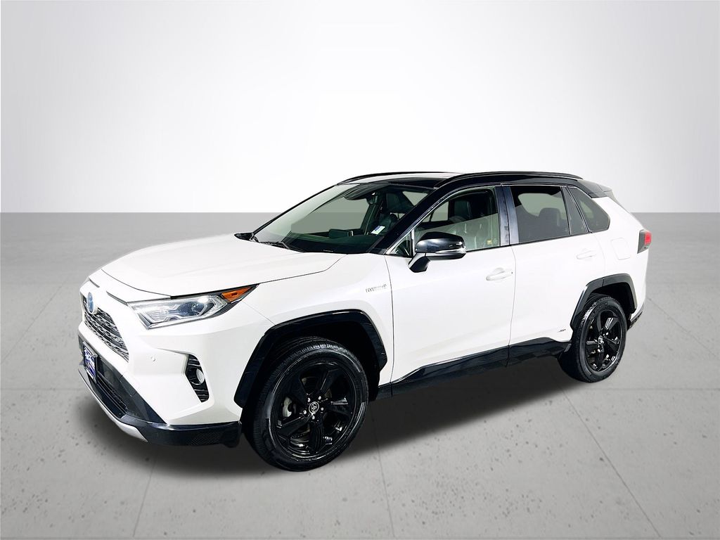 Used 2019 Toyota RAV4 XSE with VIN JTMEWRFV0KD509075 for sale in Gladstone, OR