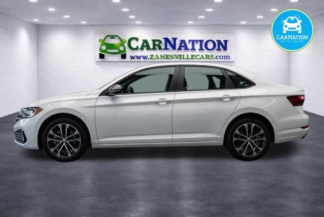 Photo 5 of 2023 Volkswagen Jetta Sport