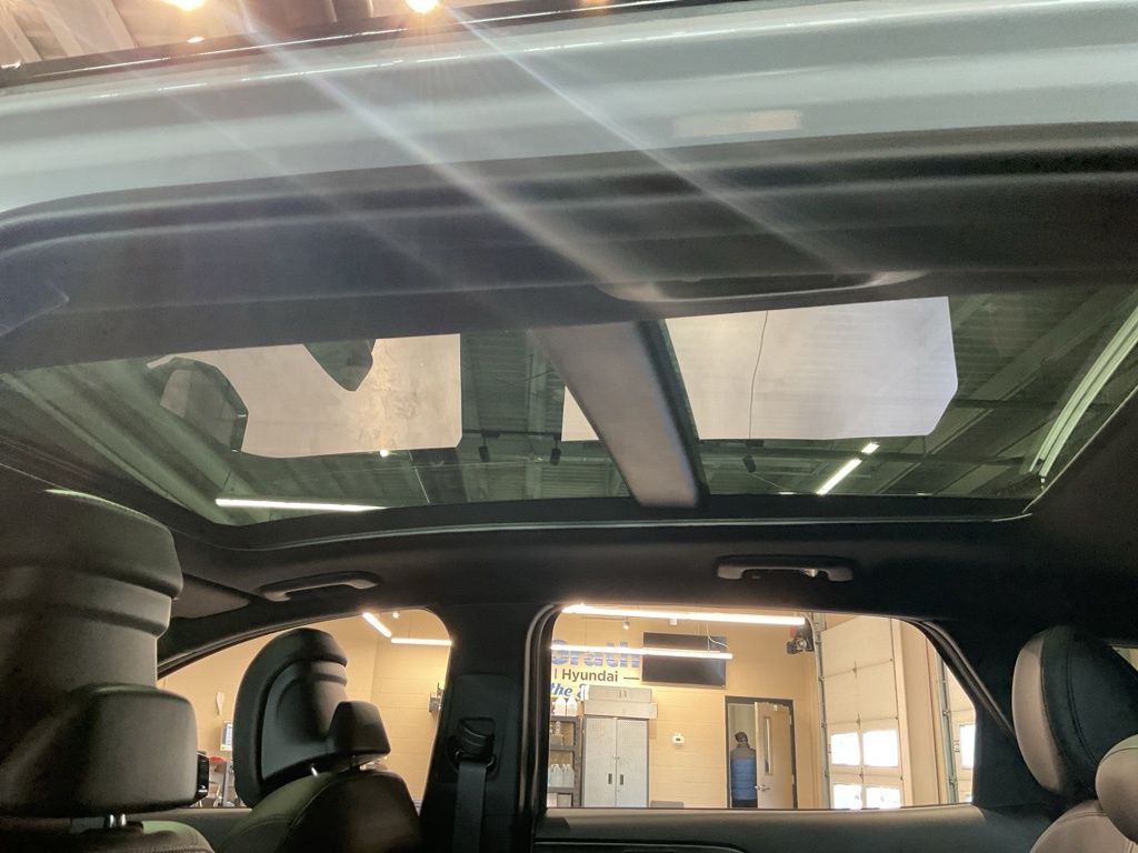 New 2026 Gray Kia X-Line image 8