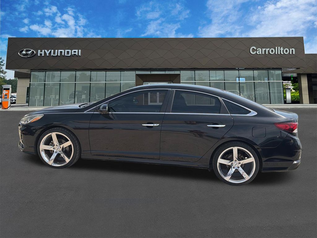 Used 2018 Black Hyundai SEL image 8