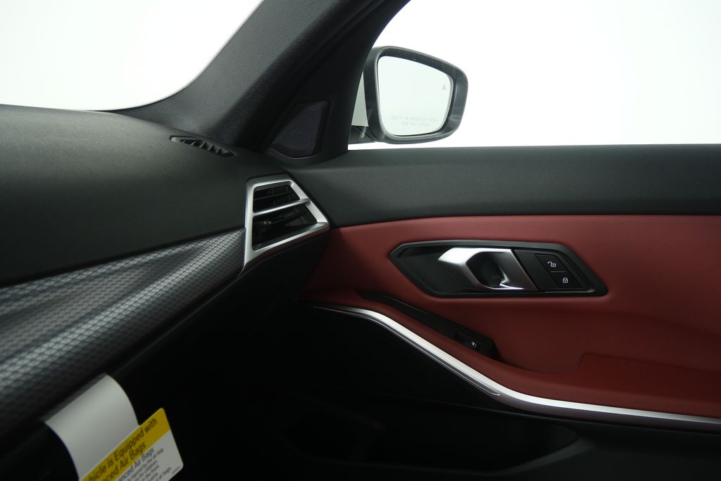 Thumbnail: 2026 BMW 3 Series - 24