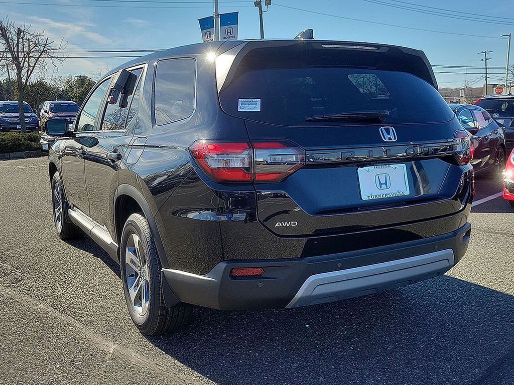 2025 Honda Pilot EX-L 3