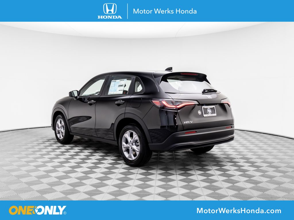 2025 Honda HR-V LX photo
