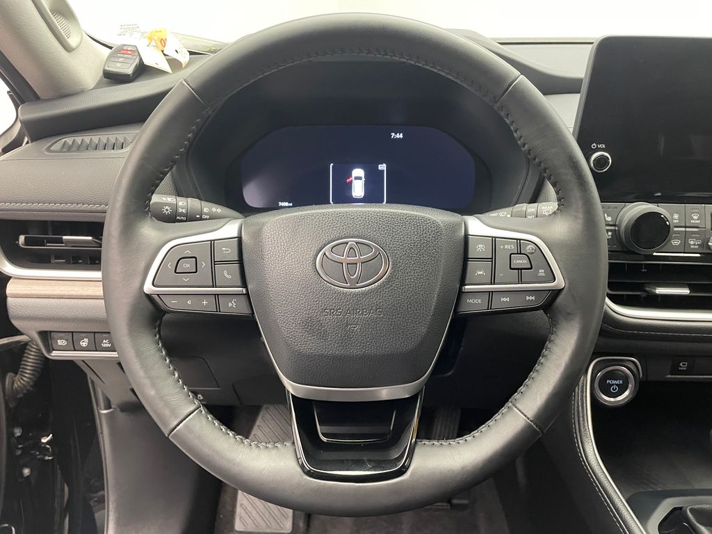 2024 Toyota Grand Highlander Limited 21