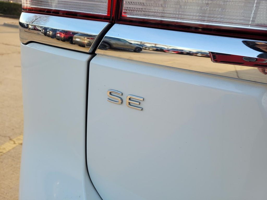 used 2023 Volkswagen Atlas car, priced at $21,700