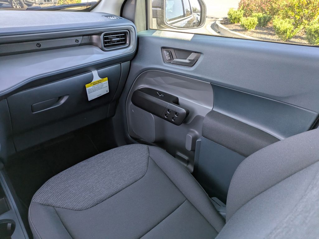 2025 Ford Maverick XL