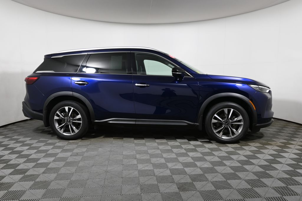Thumbnail: 2023 INFINITI QX60 - 8