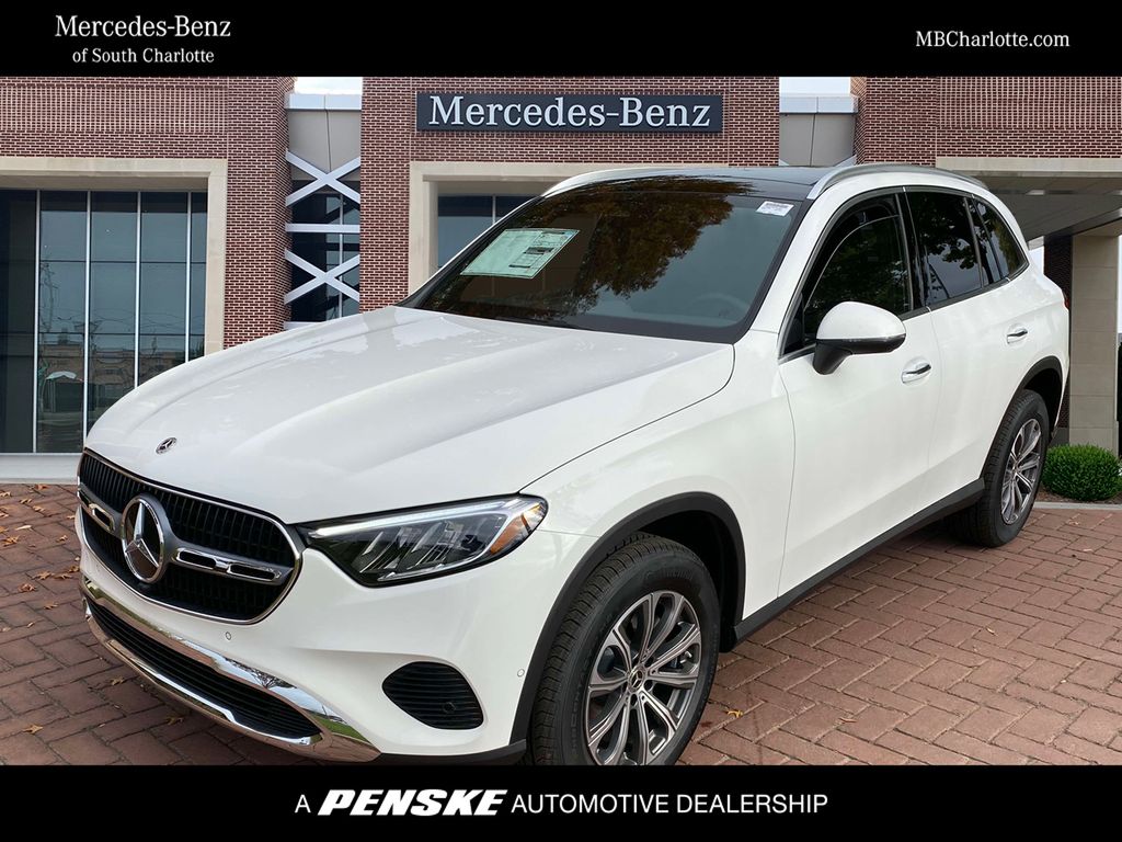 2025 Mercedes-Benz GLC 300 -
                Pineville, NC