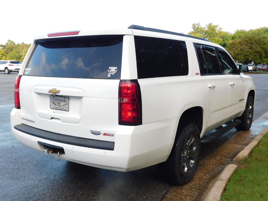 Thumbnail: 2020 Chevrolet Suburban - 4