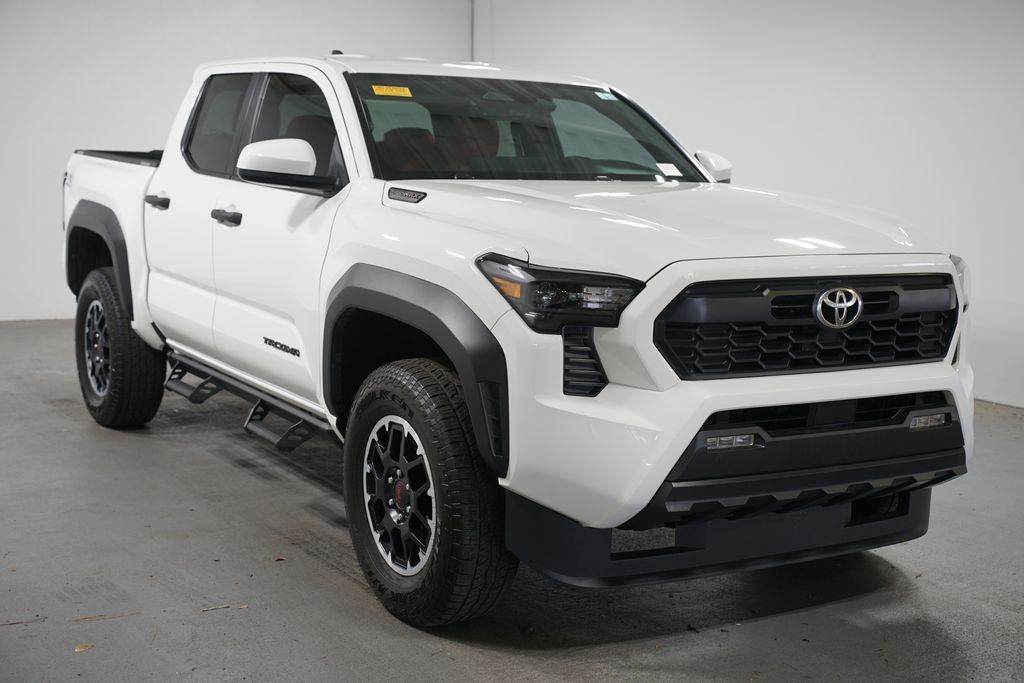 Thumbnail: 2024 Toyota Tacoma - 3