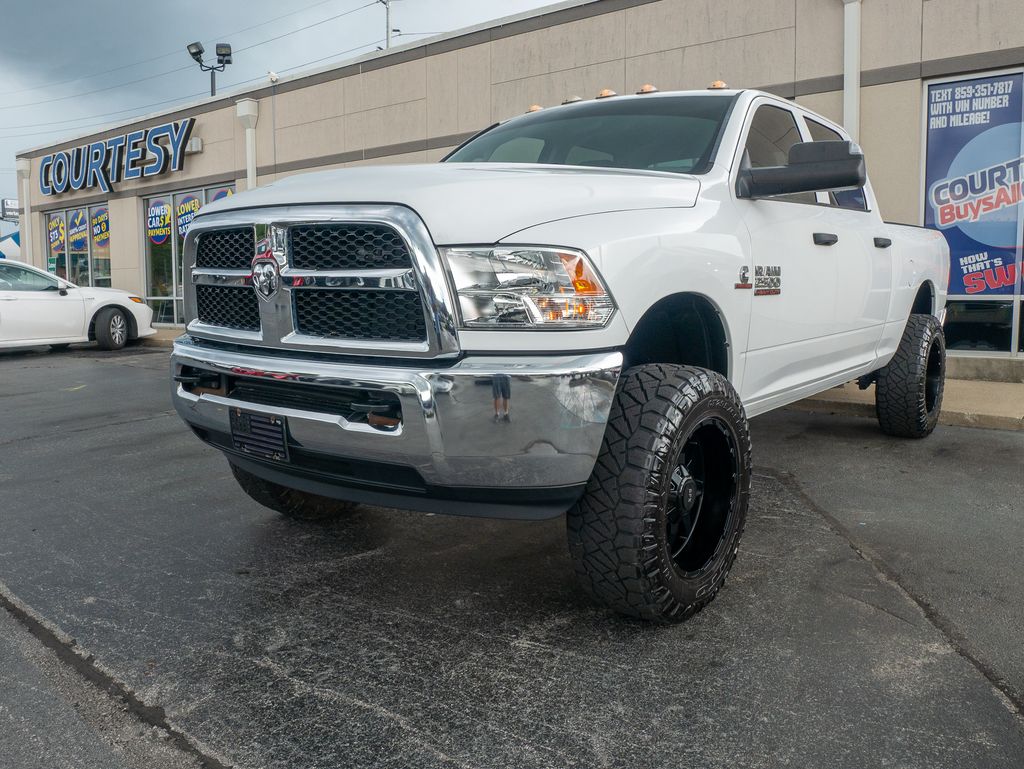 2017 RAM 2500 Tradesman Crew Cab 4WD