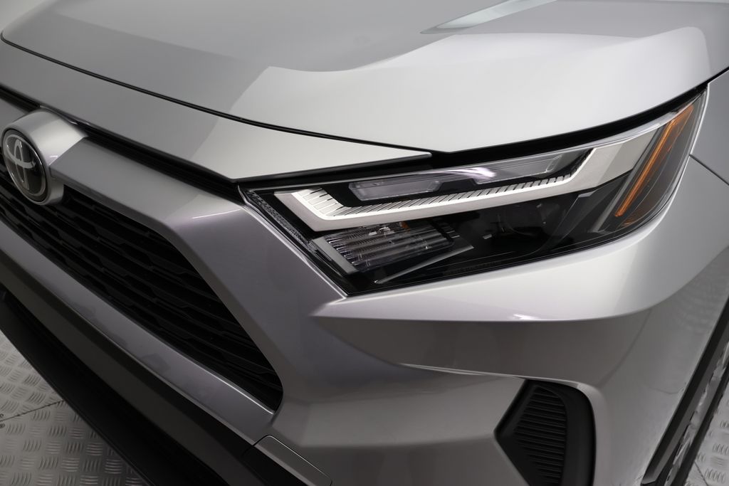 Thumbnail: 2025 Toyota RAV4 - 3