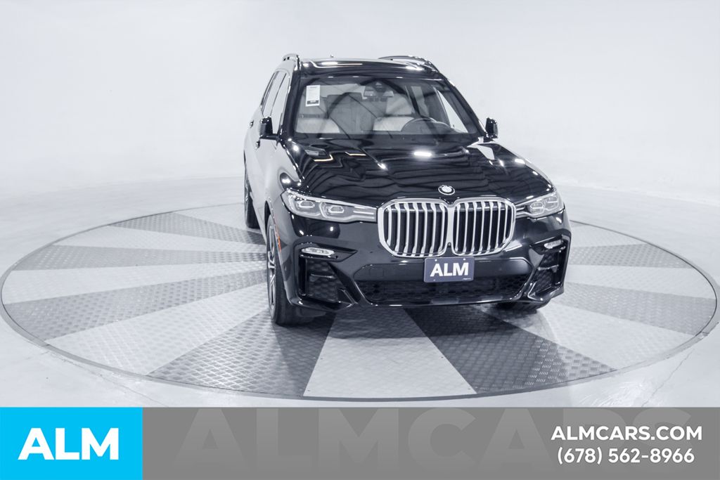 Used 2022 Black BMW xDrive40i image 15