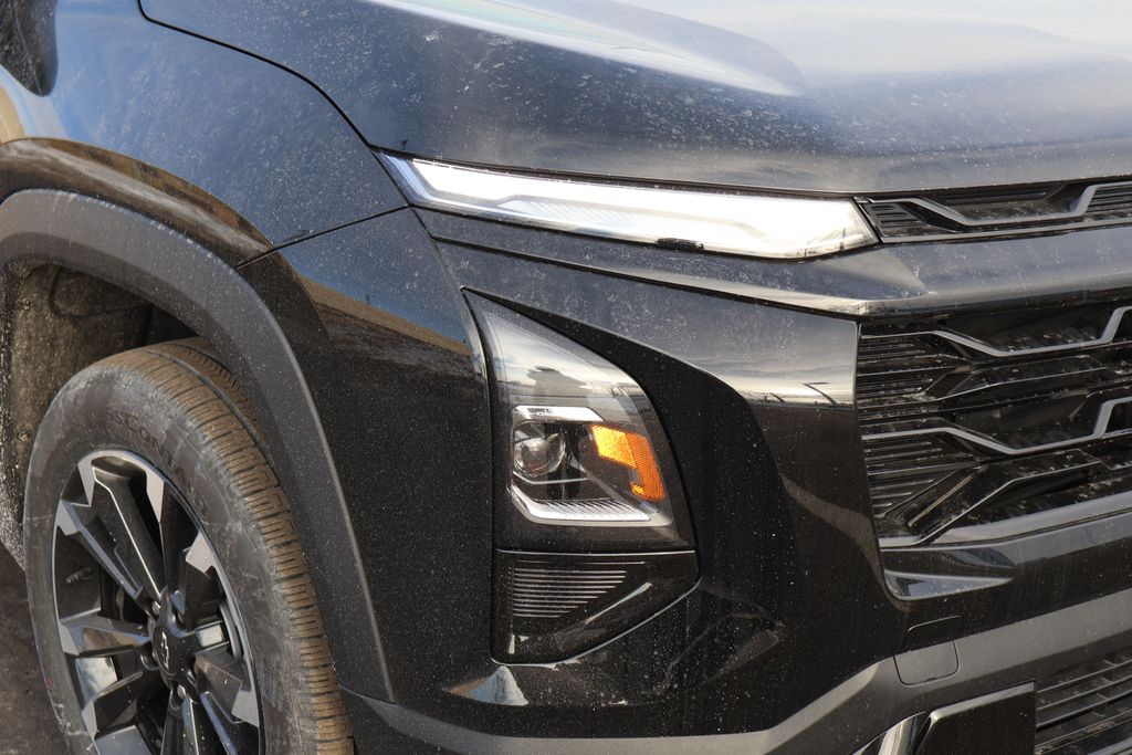 Thumbnail: 2026 Chevrolet Equinox - 3