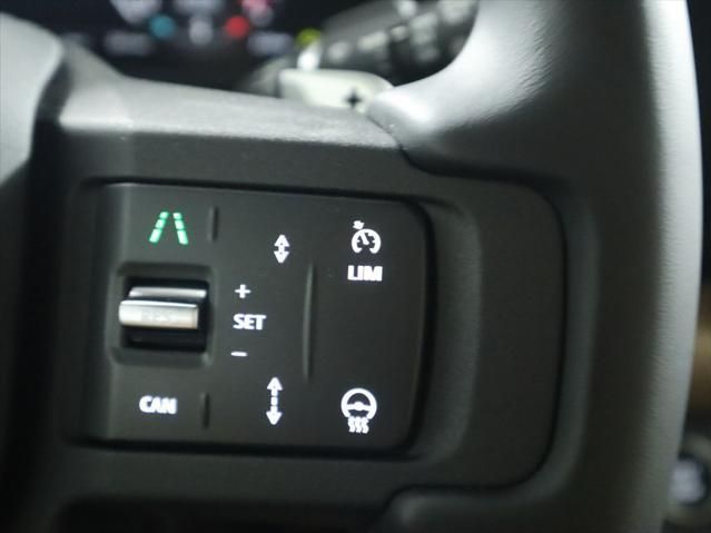 Thumbnail: 2025 Land Rover Defender - 13