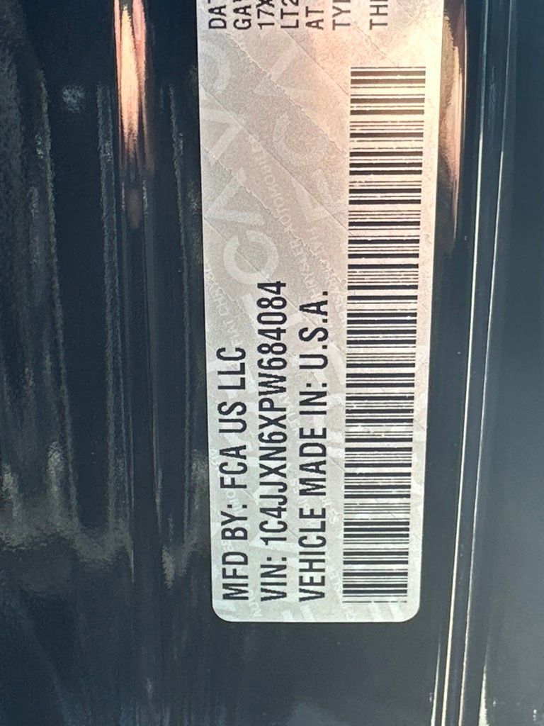 Used 2023 Jeep Wrangler SUV