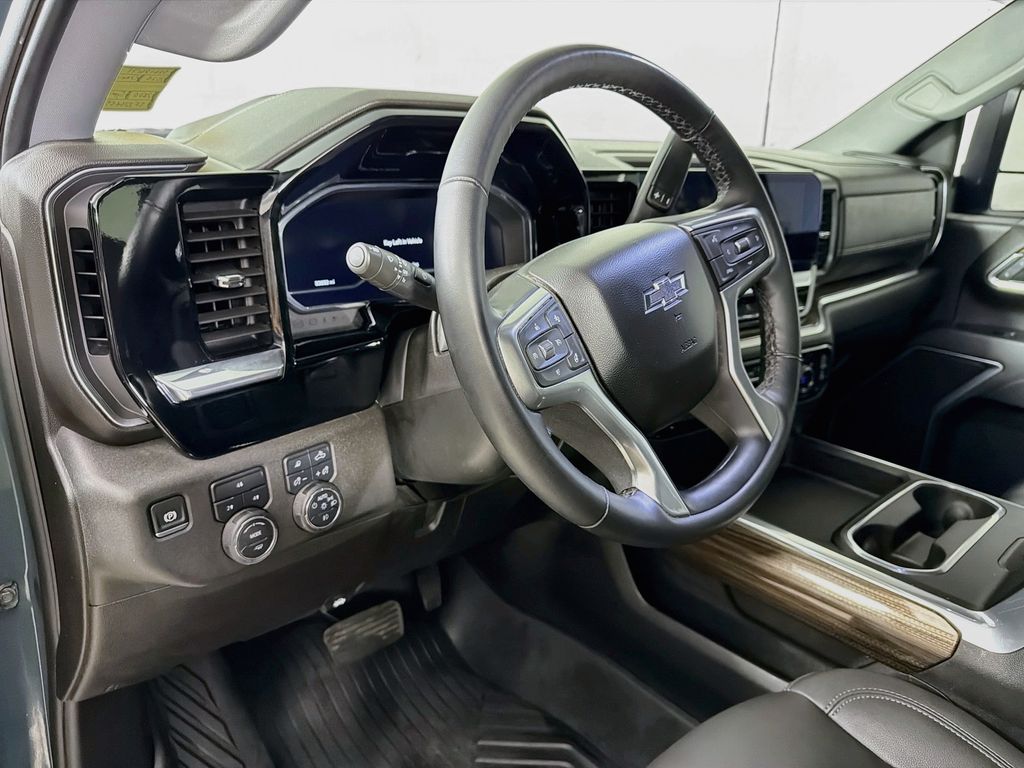 Used 2025 Chevrolet Silverado 2500HD Truck