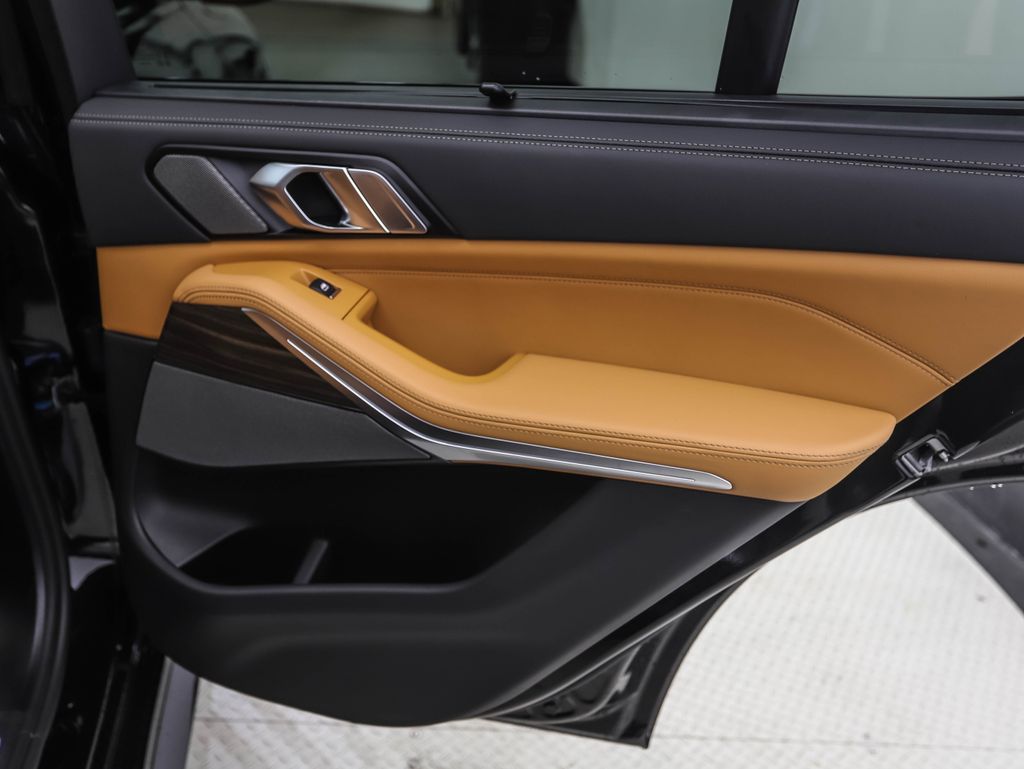 Thumbnail: 2026 BMW X5 - 24