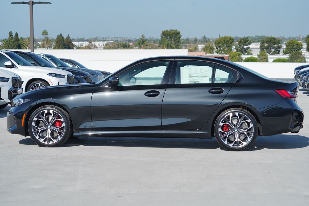 Thumbnail: 2026 BMW 3 Series - 4