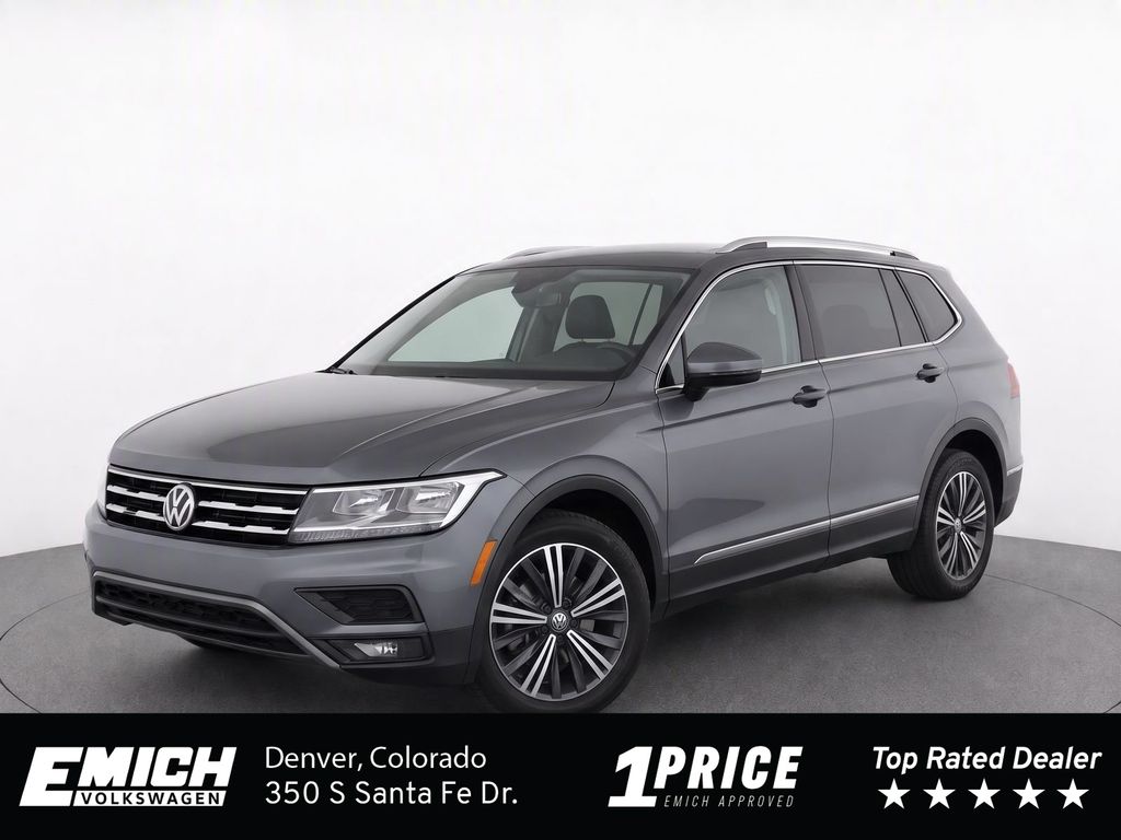 2018 Volkswagen Tiguan Gris (Platinum Gray Metallic) SUV/Crossover Tracción en las cuatro ruedas 8 velocidades Automática