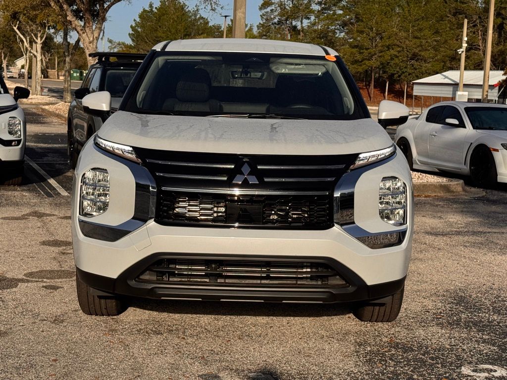 New 2026 Mitsubishi Outlander SUV