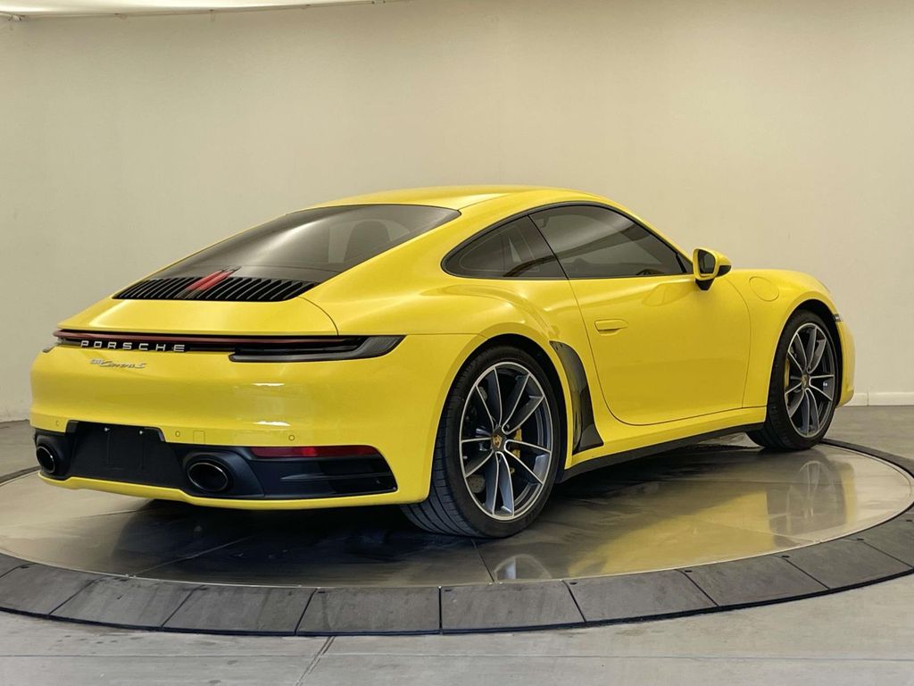 2020 Porsche 911 Carrera S - 6