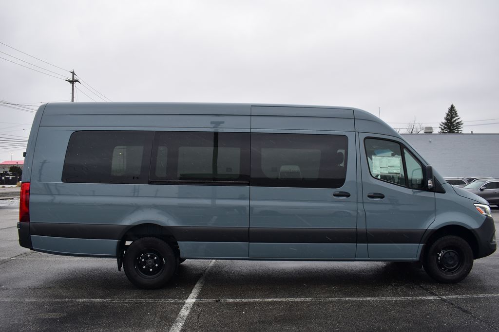 2024 Mercedes-Benz Sprinter 3500 6