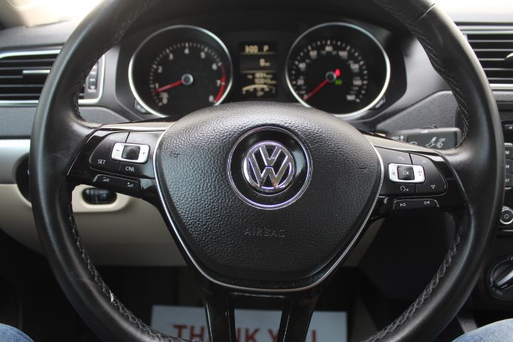 Used Car 2015 Volkswagen Jetta  For Sale Under $12,000 In Georgetown, Texas
