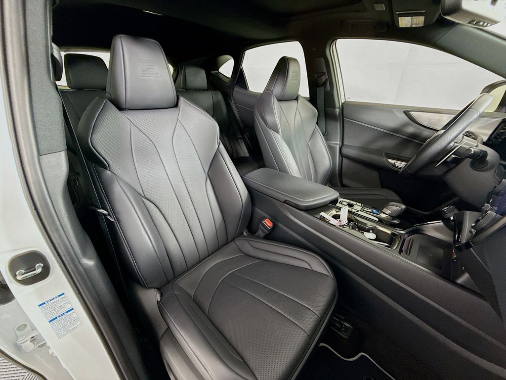 2023 Lexus NX Hybrid 450h+ F Sport 29