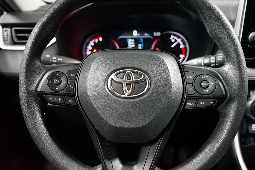 Thumbnail: 2023 Toyota RAV4 - 12