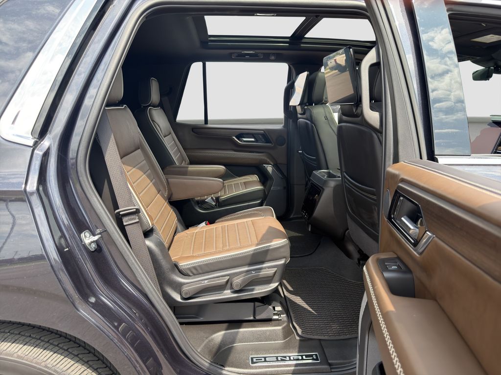 Used 2025 Silver GMC Denali Ultimate image 19