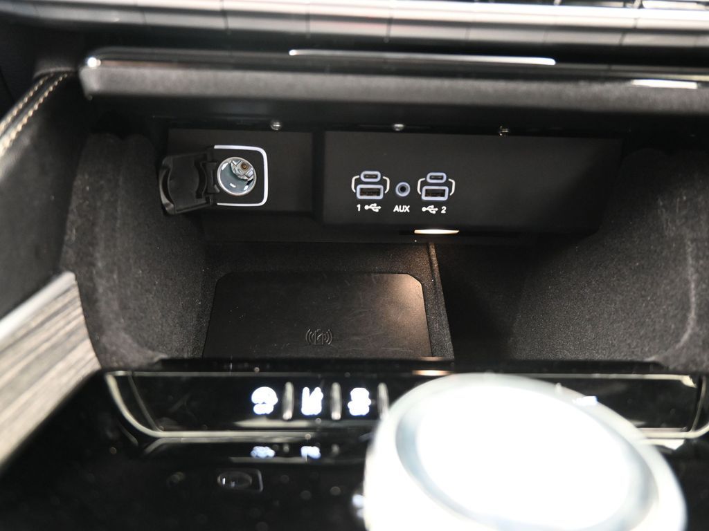 Used 2022 Baltic Gray Metallic Clearcoat Jeep Series II image 27