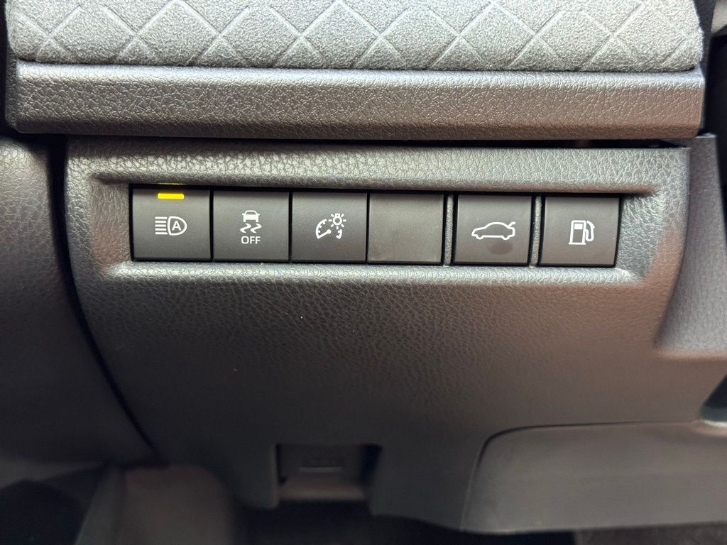 2026 Toyota Camry XLE photo 18