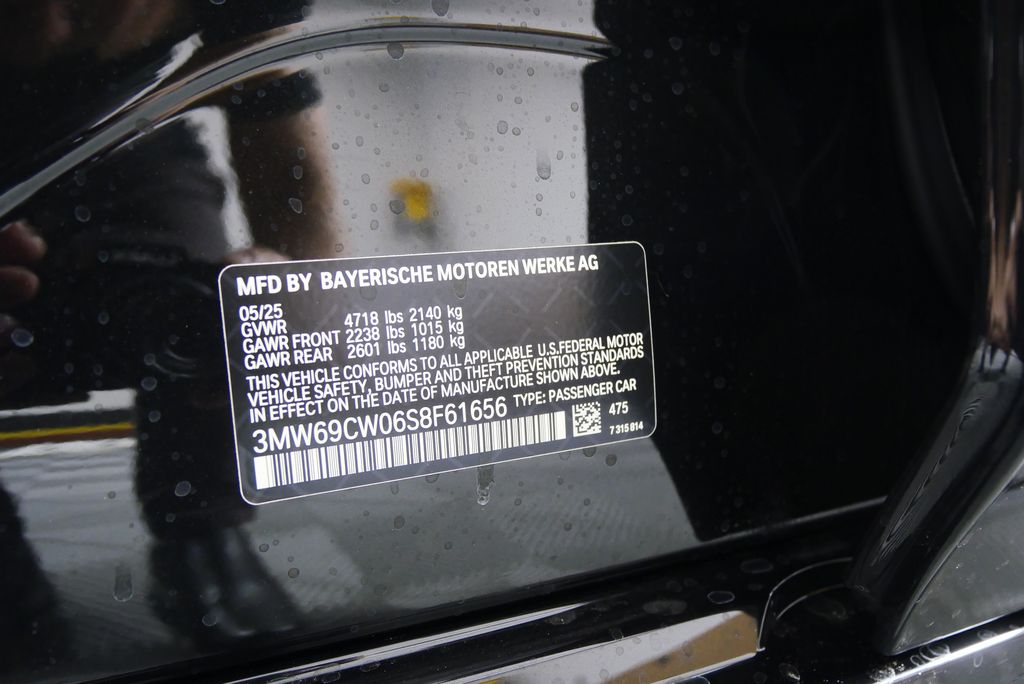 2025 BMW 3 Series 330i 24