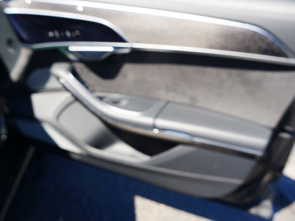 Thumbnail: 2020 Audi S8 - 23