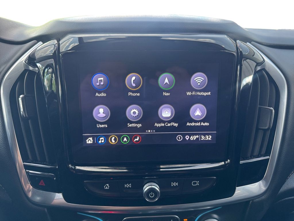 Used Car 2021 Chevrolet Traverse  Rs For Sale Under $30,000 In Round Rock, Texas