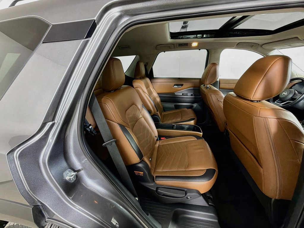 Used 2023 Nissan Pathfinder SUV