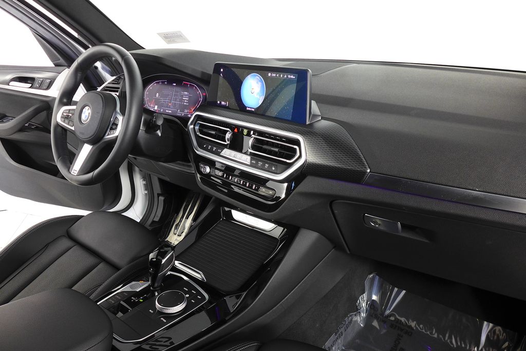 Thumbnail: 2023 BMW X3 - 13