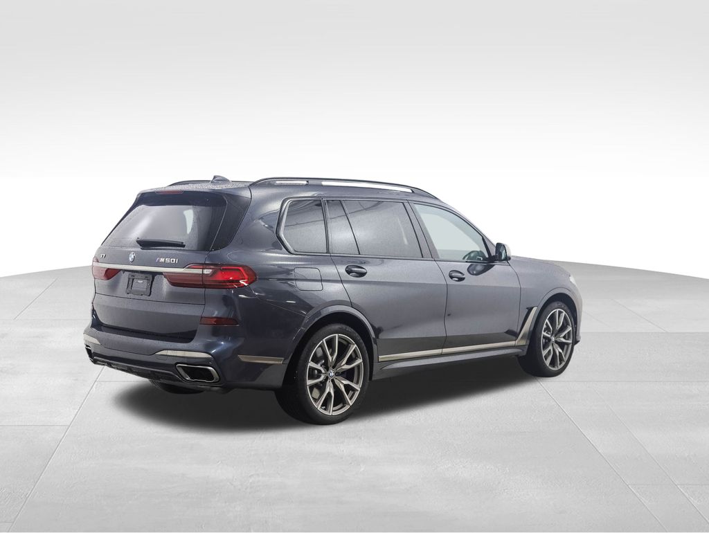 2022 BMW X7 M50i 5