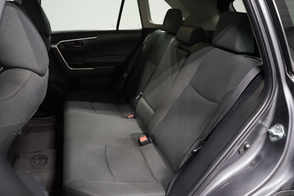 Thumbnail: 2025 Toyota RAV4 - 27