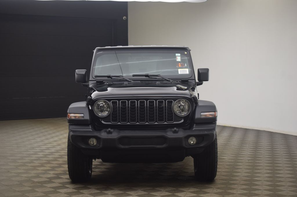new 2026 Jeep Wrangler car, priced at $39,386