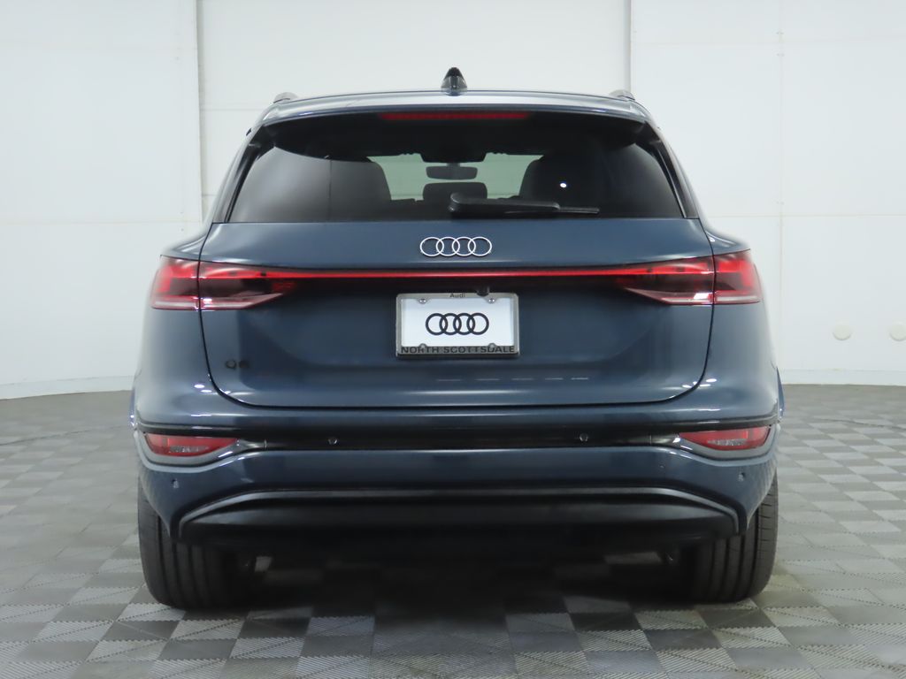 Thumbnail: 2025 Audi Q6 e-tron - 6