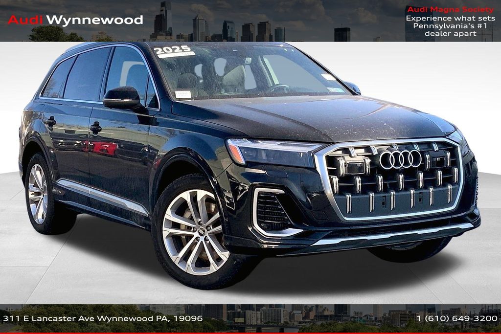 2025 Audi Q7 quattro Premium Plus 55 TFSI