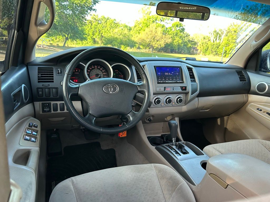 Thumbnail: 2007 Toyota Tacoma - 12