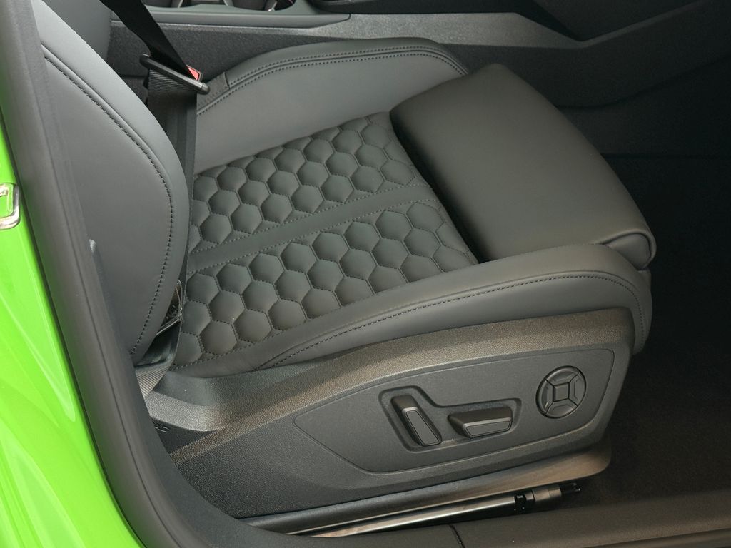 Thumbnail: 2026 Audi RS 3 - 12