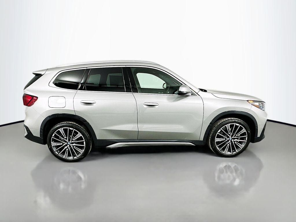 Thumbnail: 2026 BMW X1 - 4