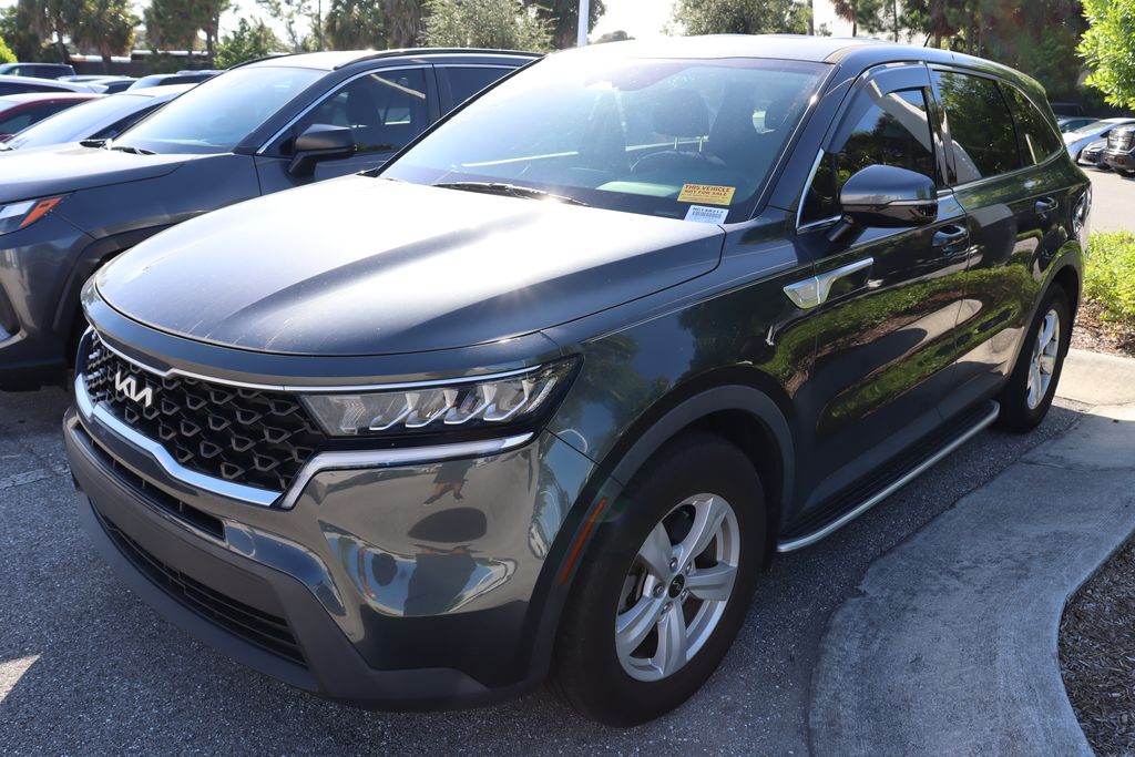 Thumbnail: 2022 Kia Sorento - 2