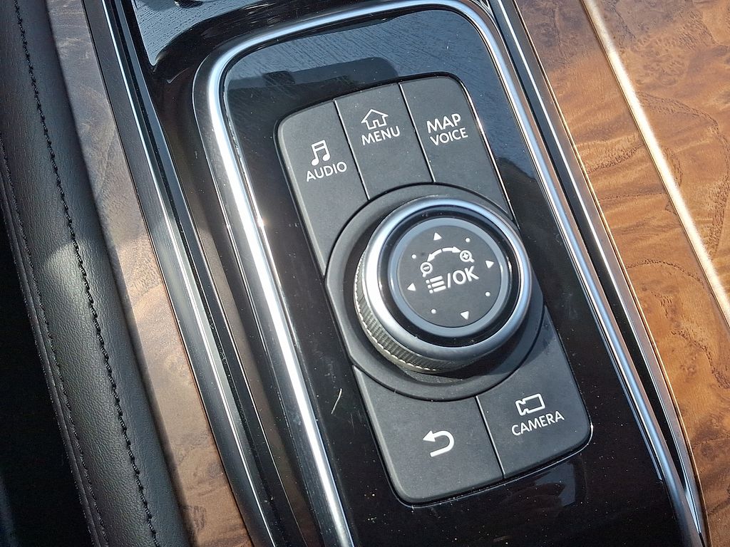 2024 Nissan Armada SL 29