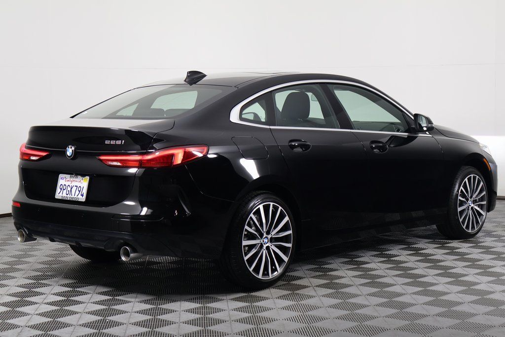 Thumbnail: 2024 BMW 2 Series - 4