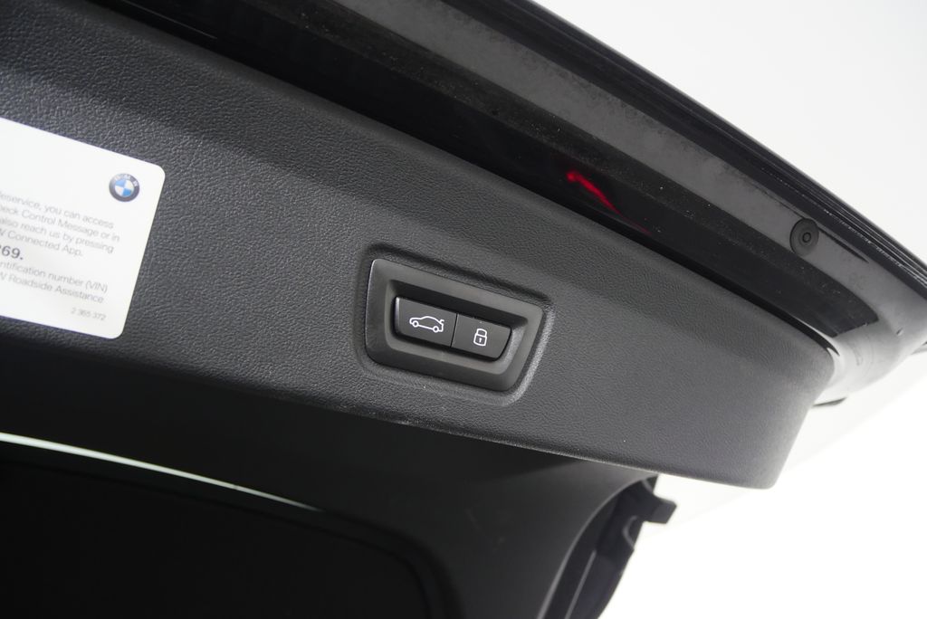 Thumbnail: 2024 BMW i4 - 16